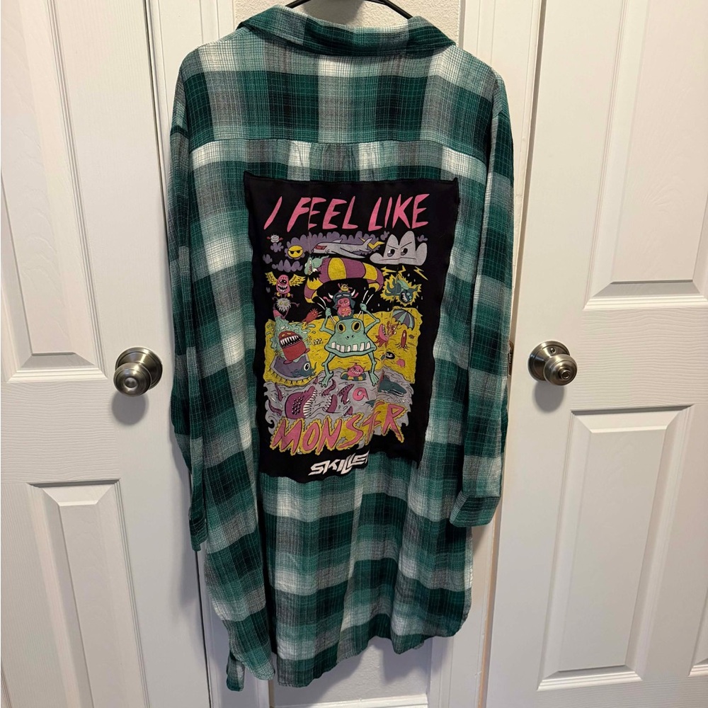 Green Plaid Graphic Long Shirt